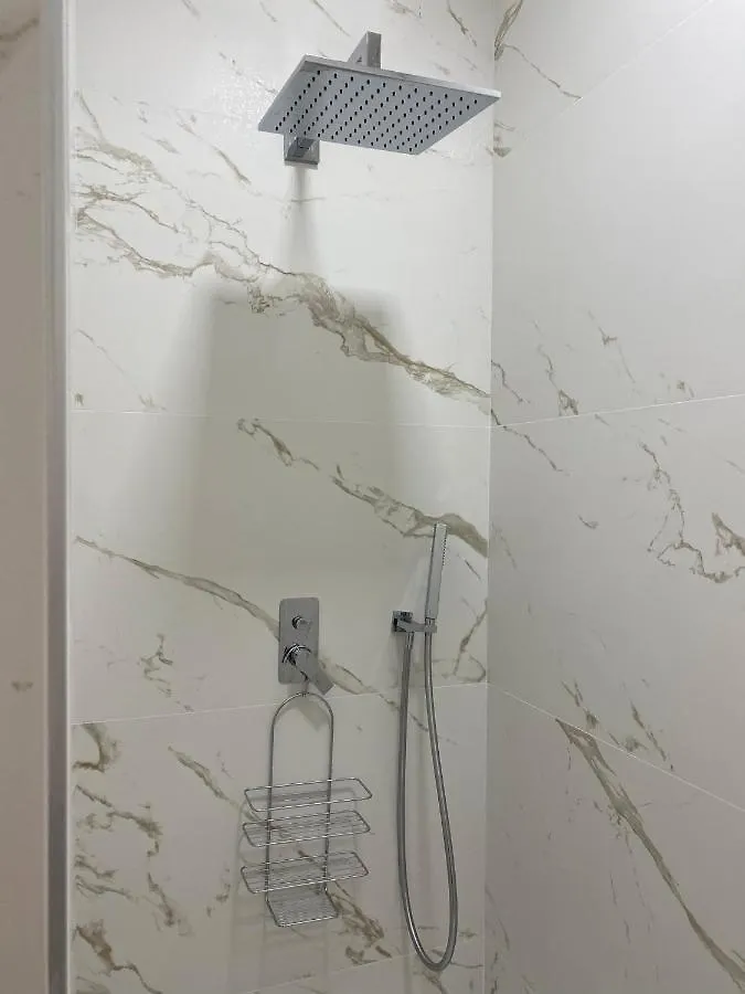 Villa Castello Only Room 利莫内-苏尔加达 住宿加早餐酒店